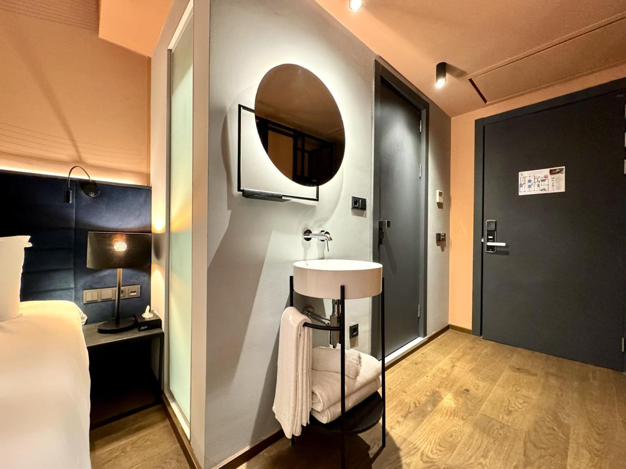 Tbilisi Edition - Design Hotel & Private Spa المظهر الخارجي الصورة