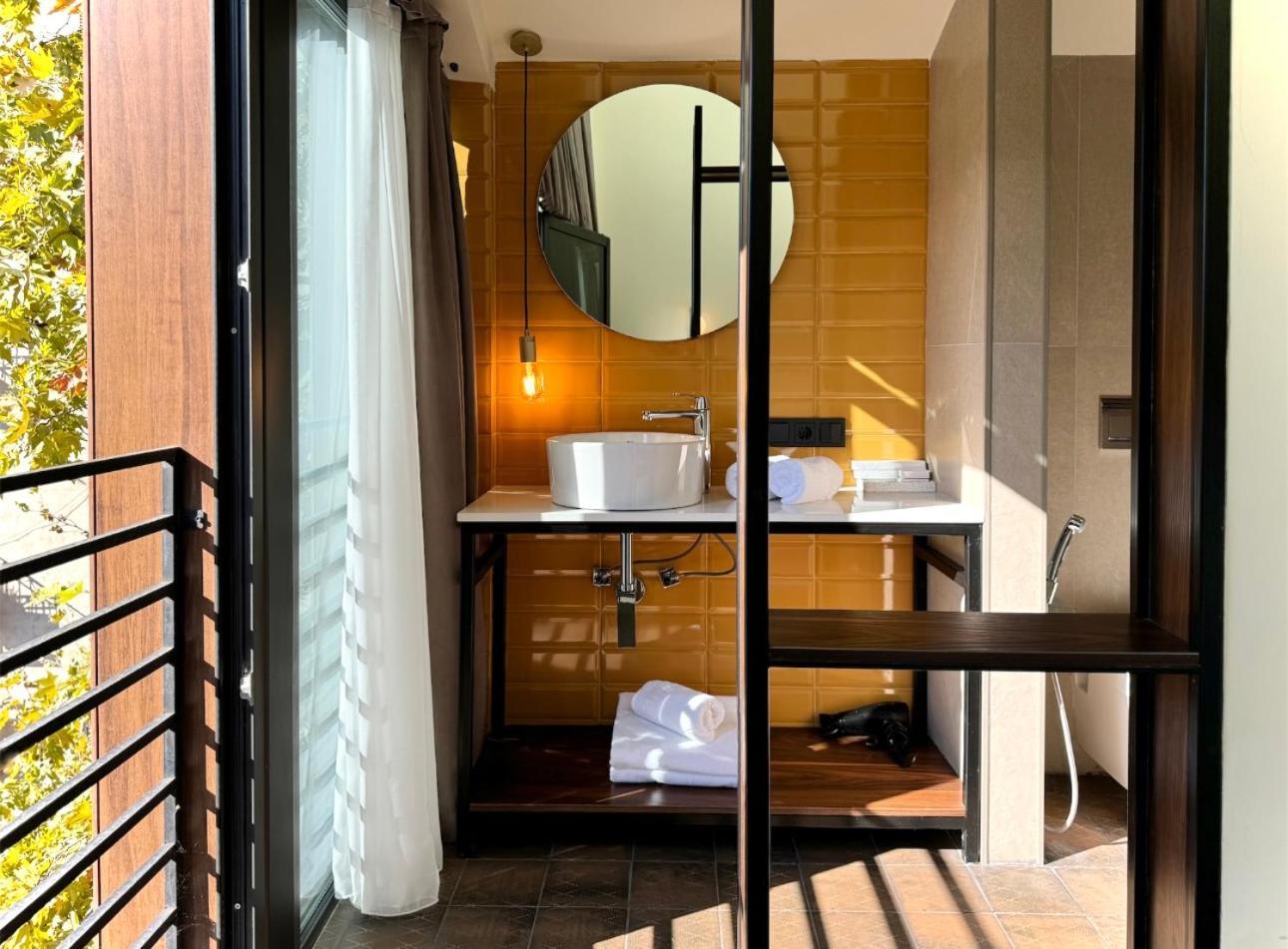 Tbilisi Edition - Design Hotel & Private Spa المظهر الخارجي الصورة